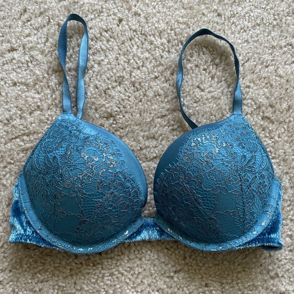 Metallic Teal Lace Victoria's Secret Bombshell Bra 32B